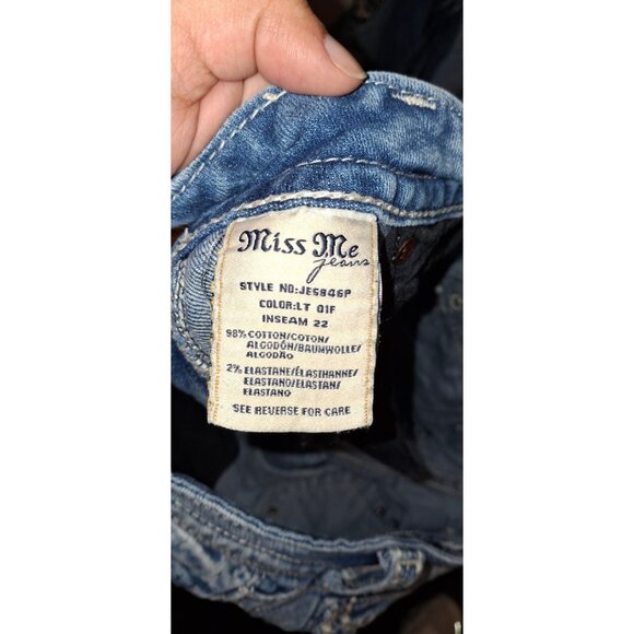 Miss Me Jeans Womens 29x22 Capri Cropped Embellished Flap Pocket Bling Y2K - Picture 4 of 4